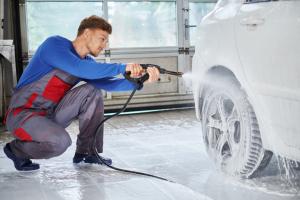 Pranje avta pozimi: kako pozimi poskrbeti za avto?